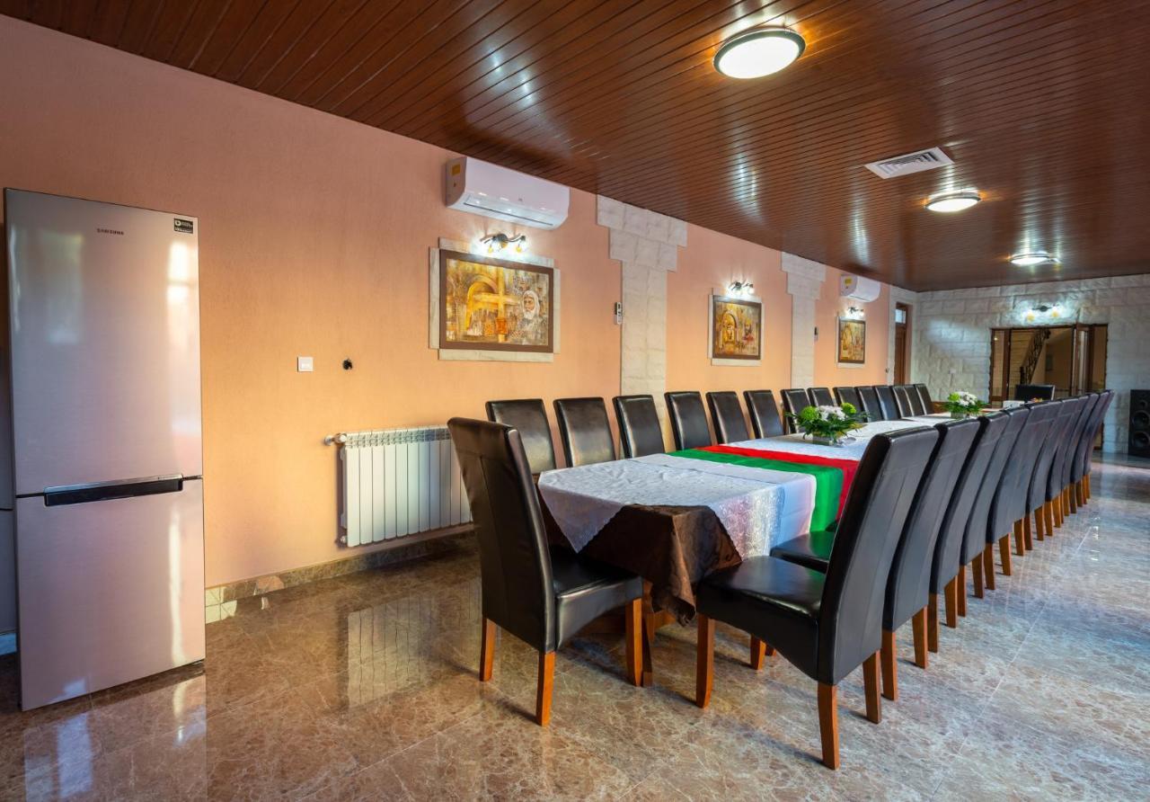 Family Hotel Preslav Εξωτερικό φωτογραφία