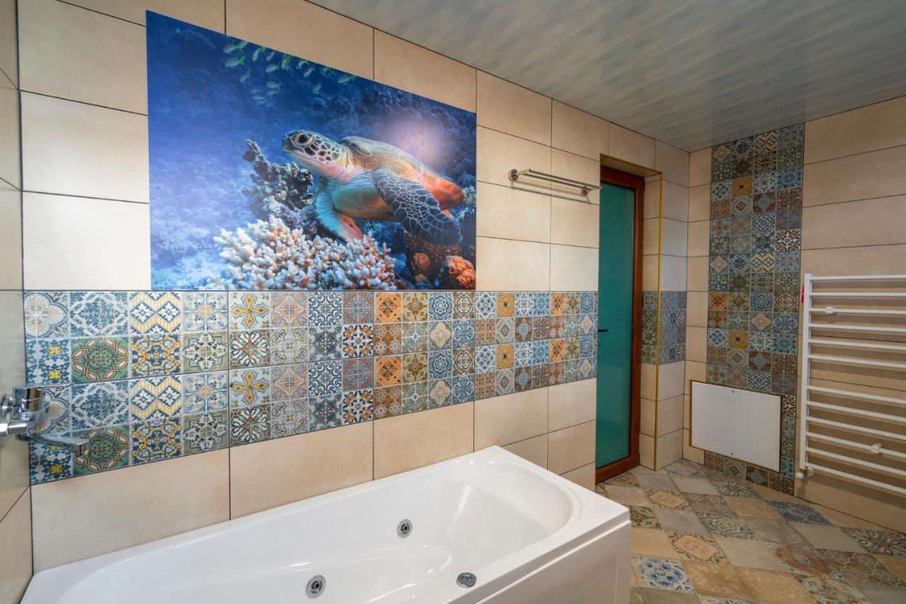 Family Hotel Preslav Εξωτερικό φωτογραφία